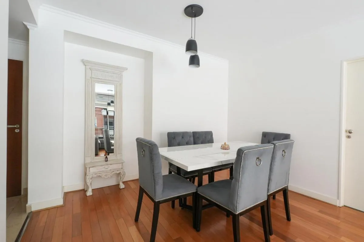 Alquiler Residencial | Totalmente Amoblado Y Equipado | Con Cochera