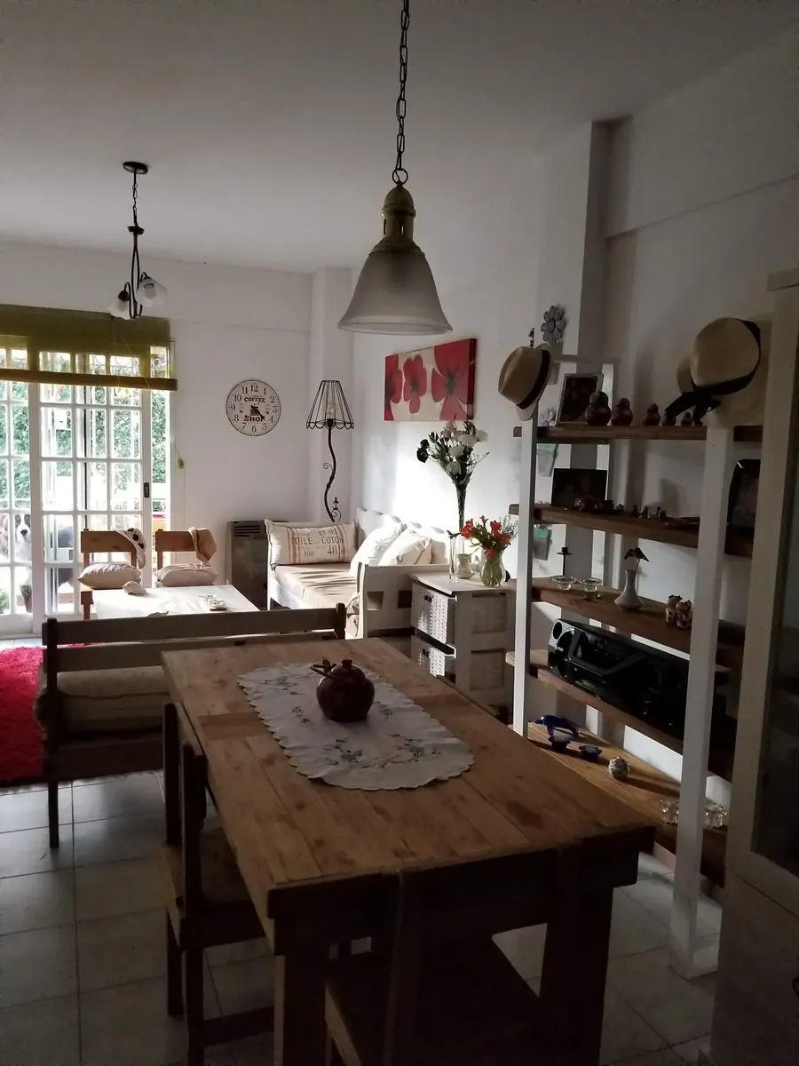 San Isidro .unico Con Jardín Y Parrilla Propio. Mejor Ubicacion. Top