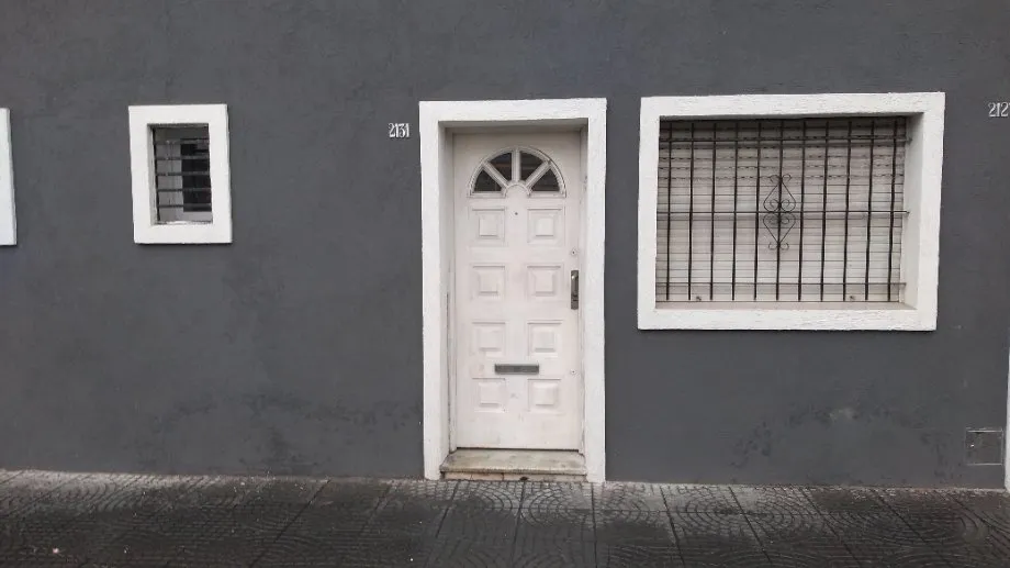 Front-facing 2-room PH