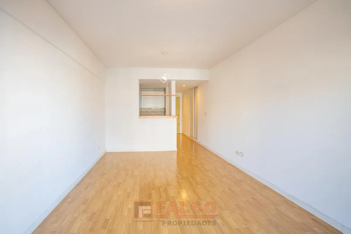 Monoambiente Con Balcon Al Frente- Edificio Con Amenities