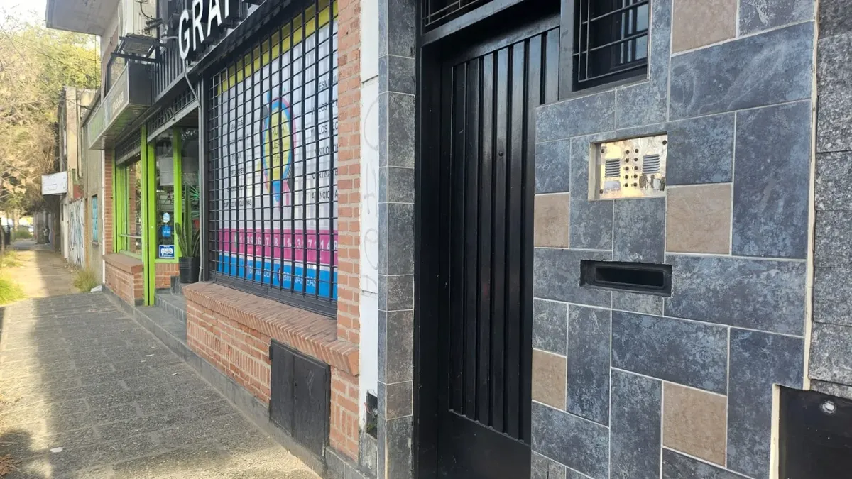Kitnet em Morón Norte a 3 quadras da estação
