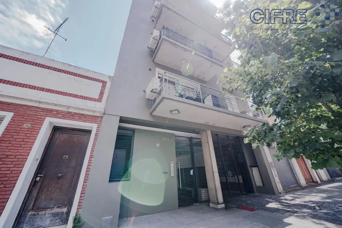 Departamento En Villa Pueyrredon 2 Ambientes Al Contrafrente Luminoso Con Balcón
