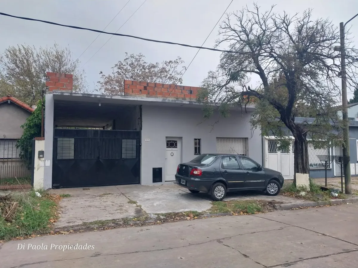 3 Amb Al Frente Con Patio
