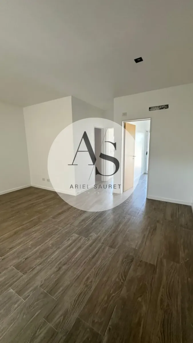 En Alquiler Departamento 3 Ambientes Con Balcon Villa Bosch!