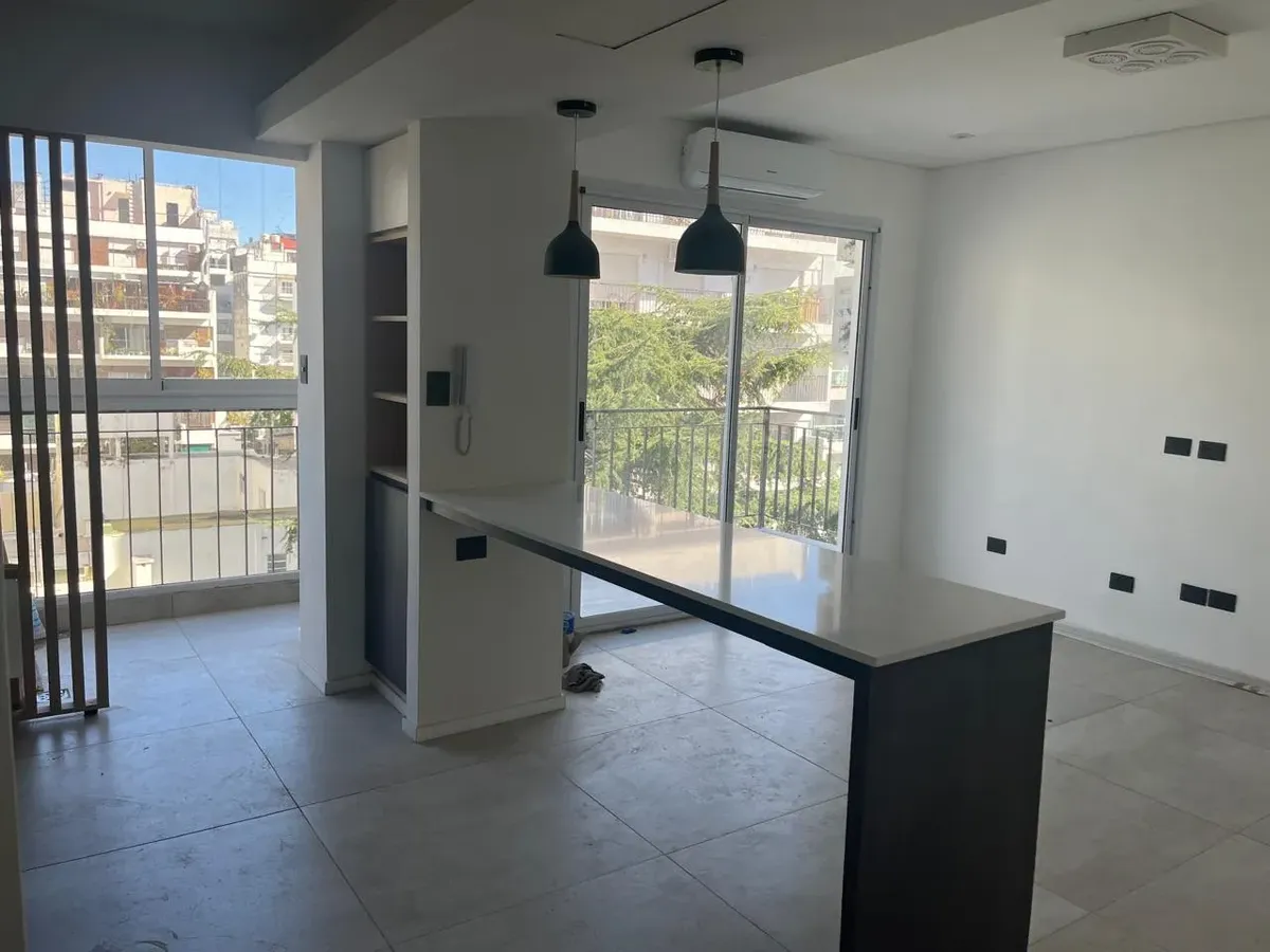 Belgrano-alquiler 2 Amb Impecable Exc.ub $ 780.000