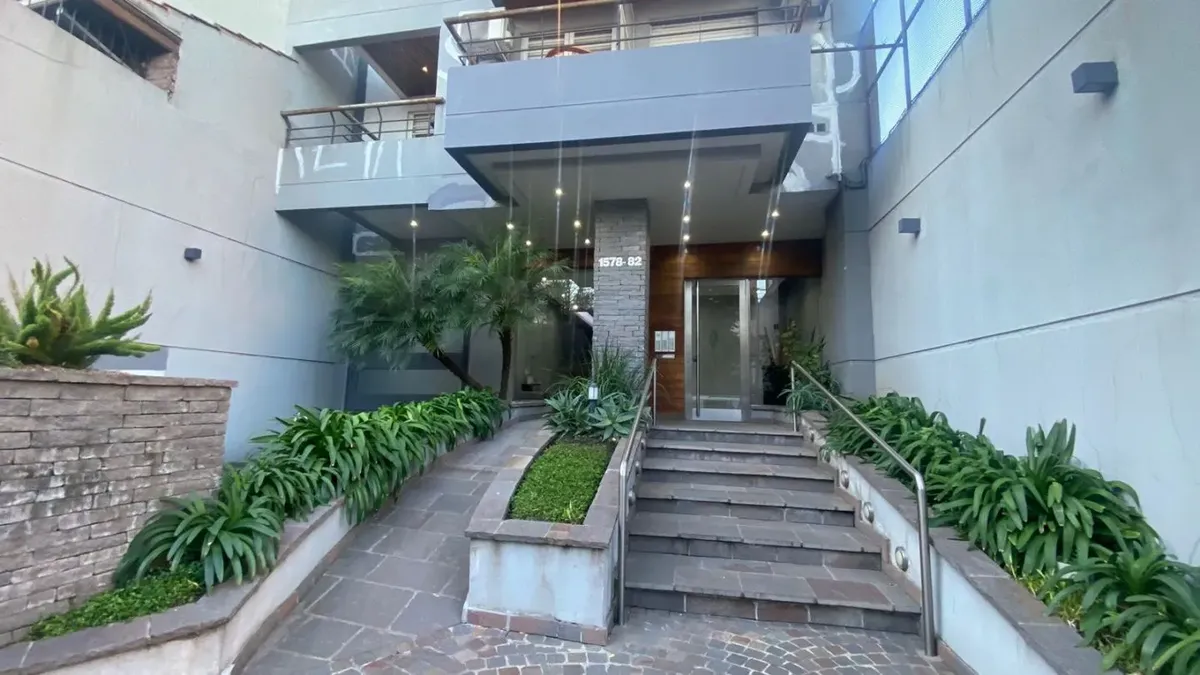 Departamento En Alquiler En Lanús Este