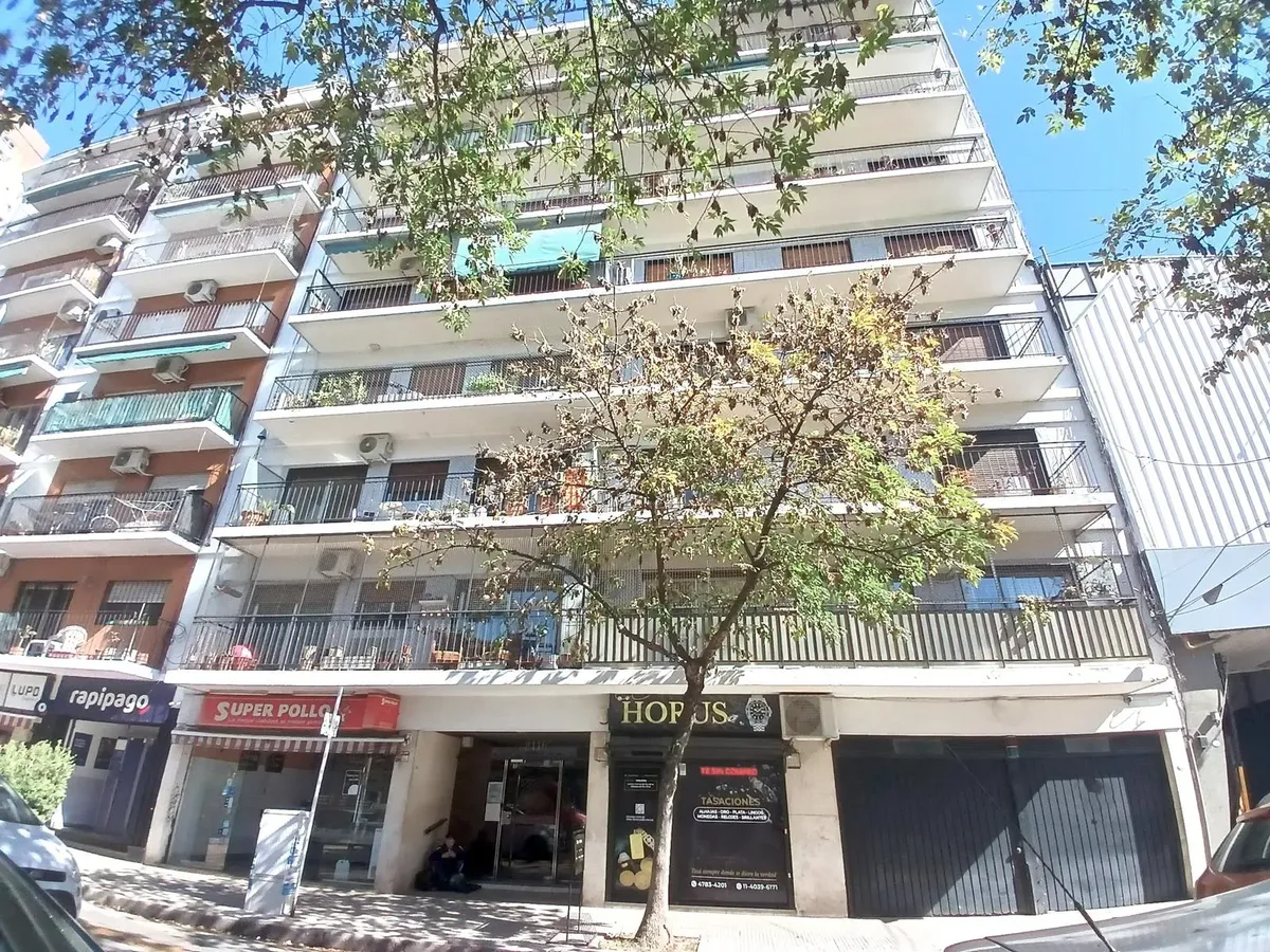 Alquiler Departamento 3 Ambientes Con Balcón Y Lavadero En Belgrano Apto Mascotas