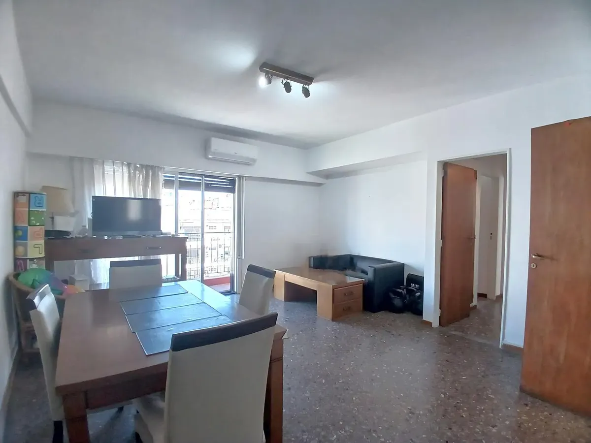 Alquiler Departamento 3 Ambientes Con Balcón Y Lavadero En Belgrano Apto Mascotas