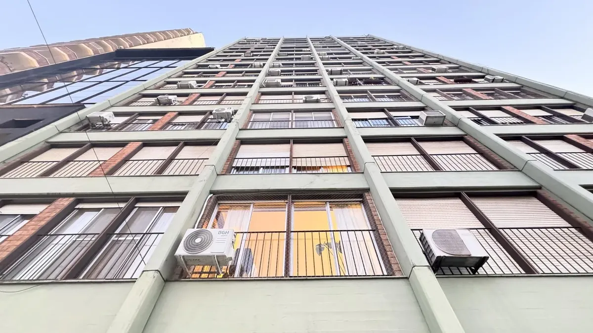 Alquiler Departamento 5 Ambientes Con Cochera Sobre Av. Libertador | Vicente López