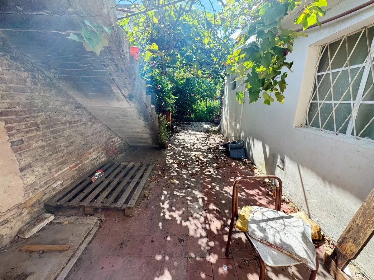Ground-floor PH with patio
