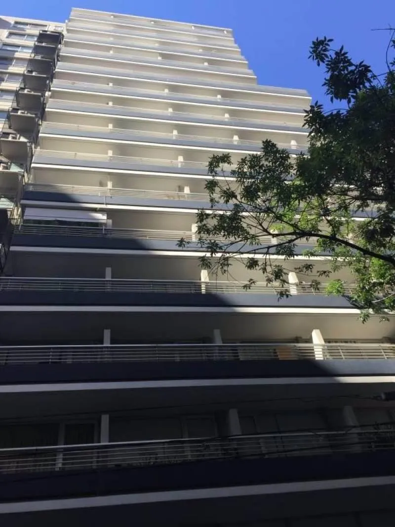 2 ambientes con balcón y pileta