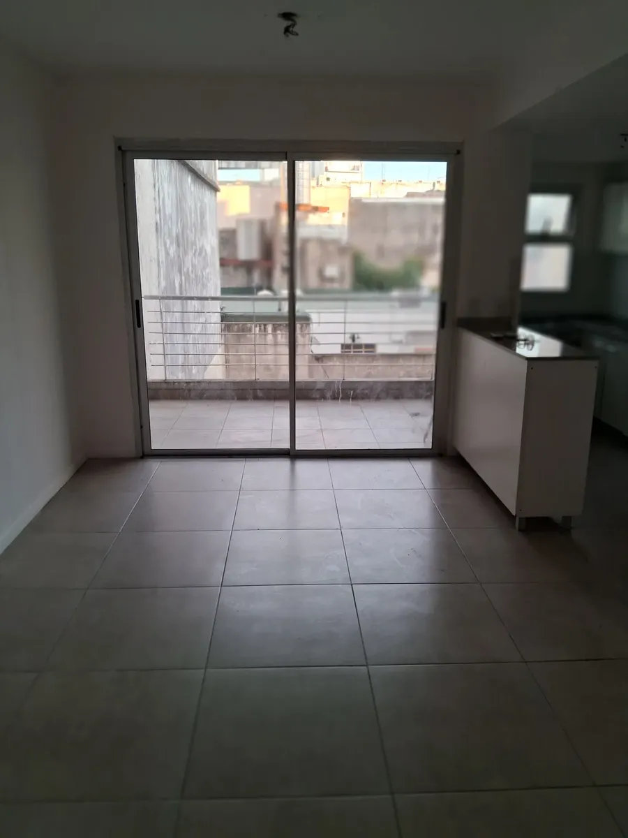 Hermoso Departamento De 3 Ambientes Con 2 Baños En V Mitre