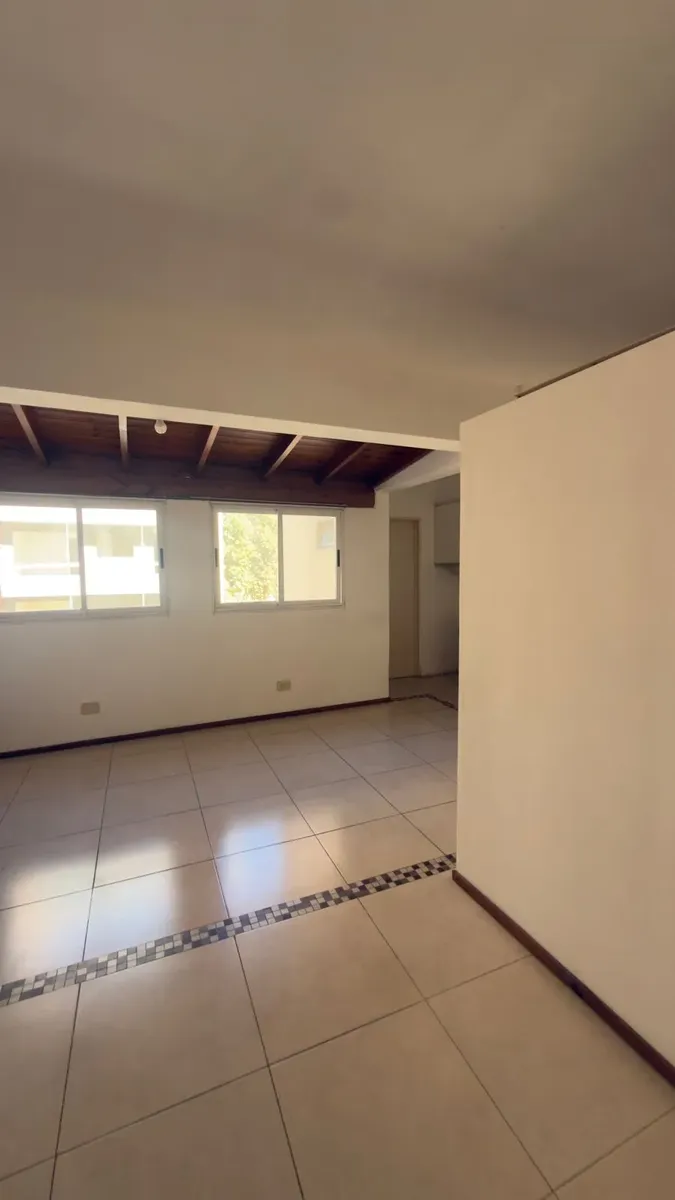 Monoambiente Subdividido Con Balcón Zona Villa Urquiza