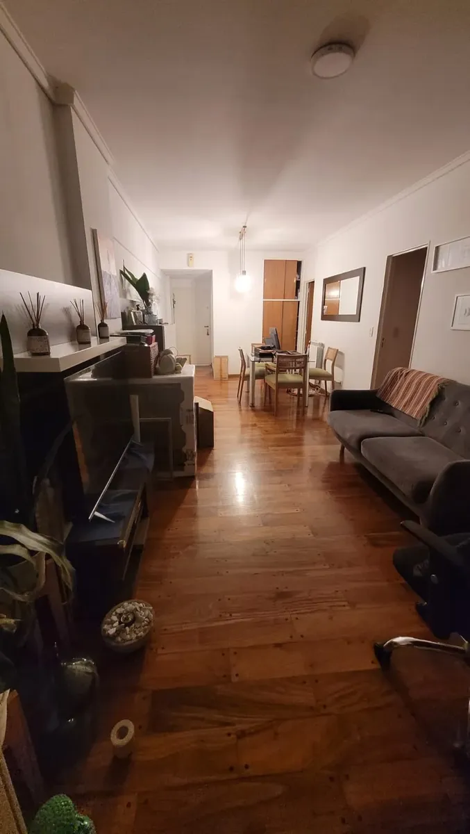4-room front-facing unit with balcony