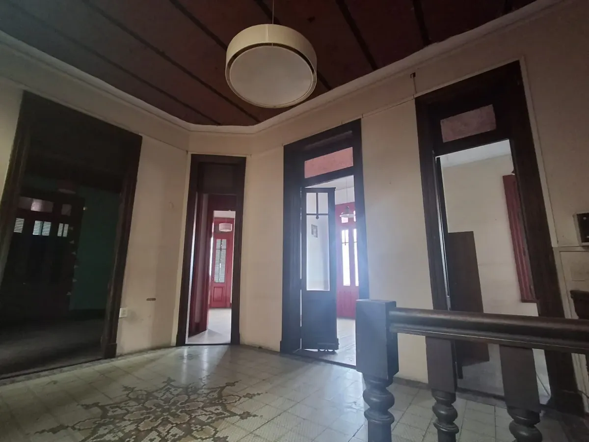 Corner office, Villa Urquiza