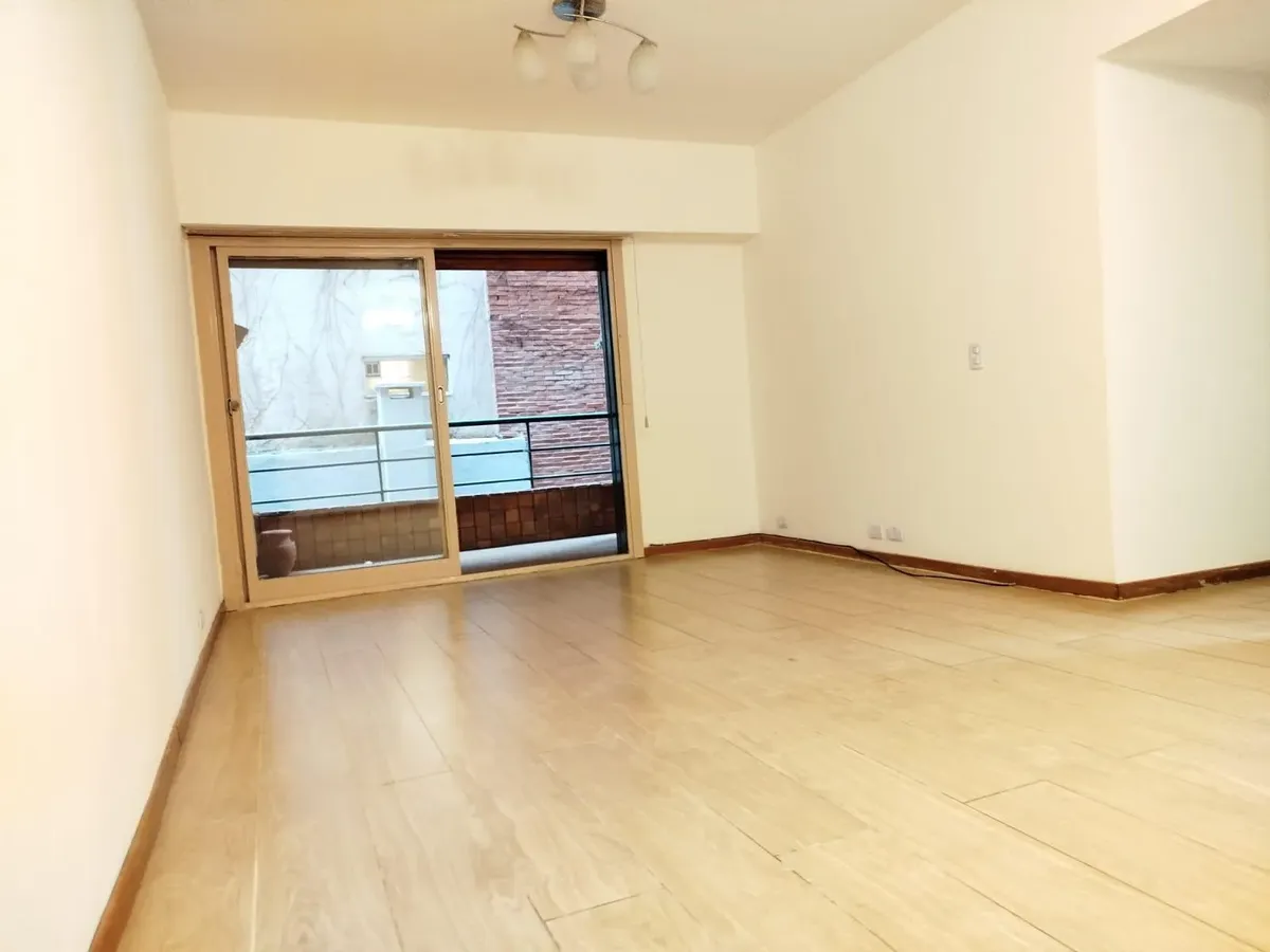 Departamento En Belgrano De 3 Dormitorios Piso 1 Contrafrente