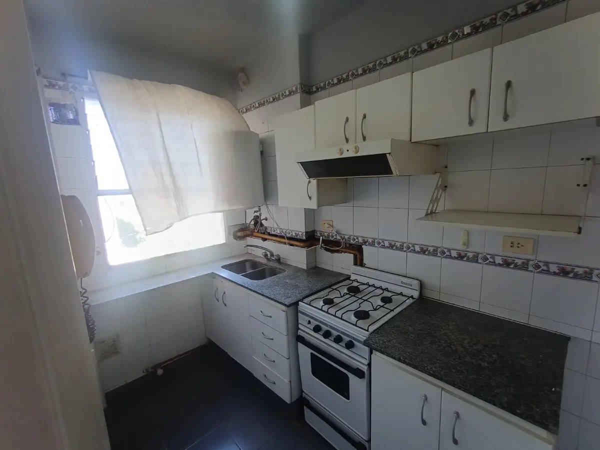 Departamento En Alquiler En Flores