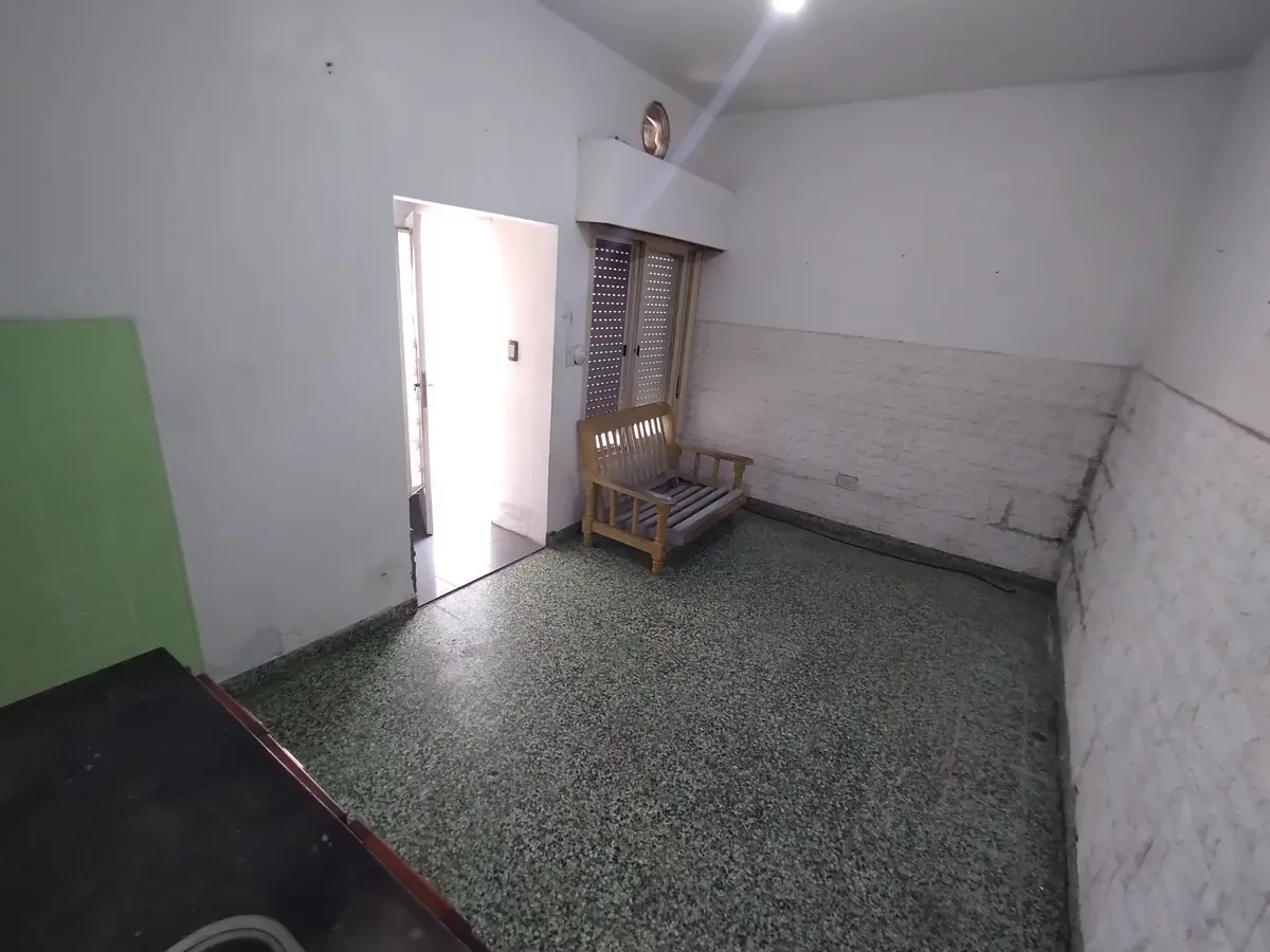 Departamento En Alquiler En Bernal Oeste