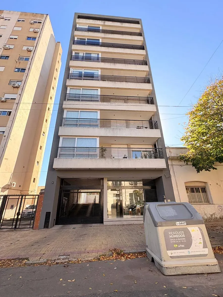 Alquiler Departamento La Plata Con Cochera