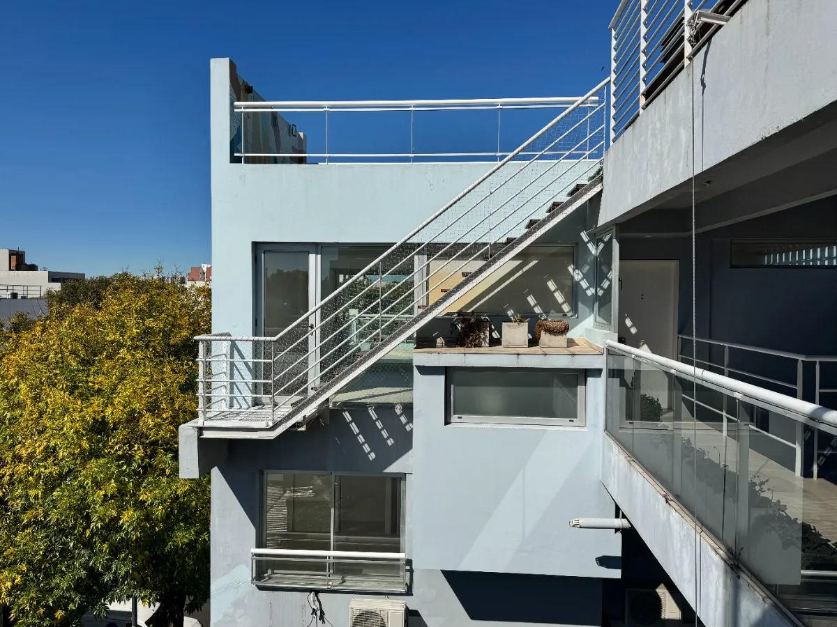 Triplex 148 M Con Terraza Y Cochera Cubierta - Saavedra