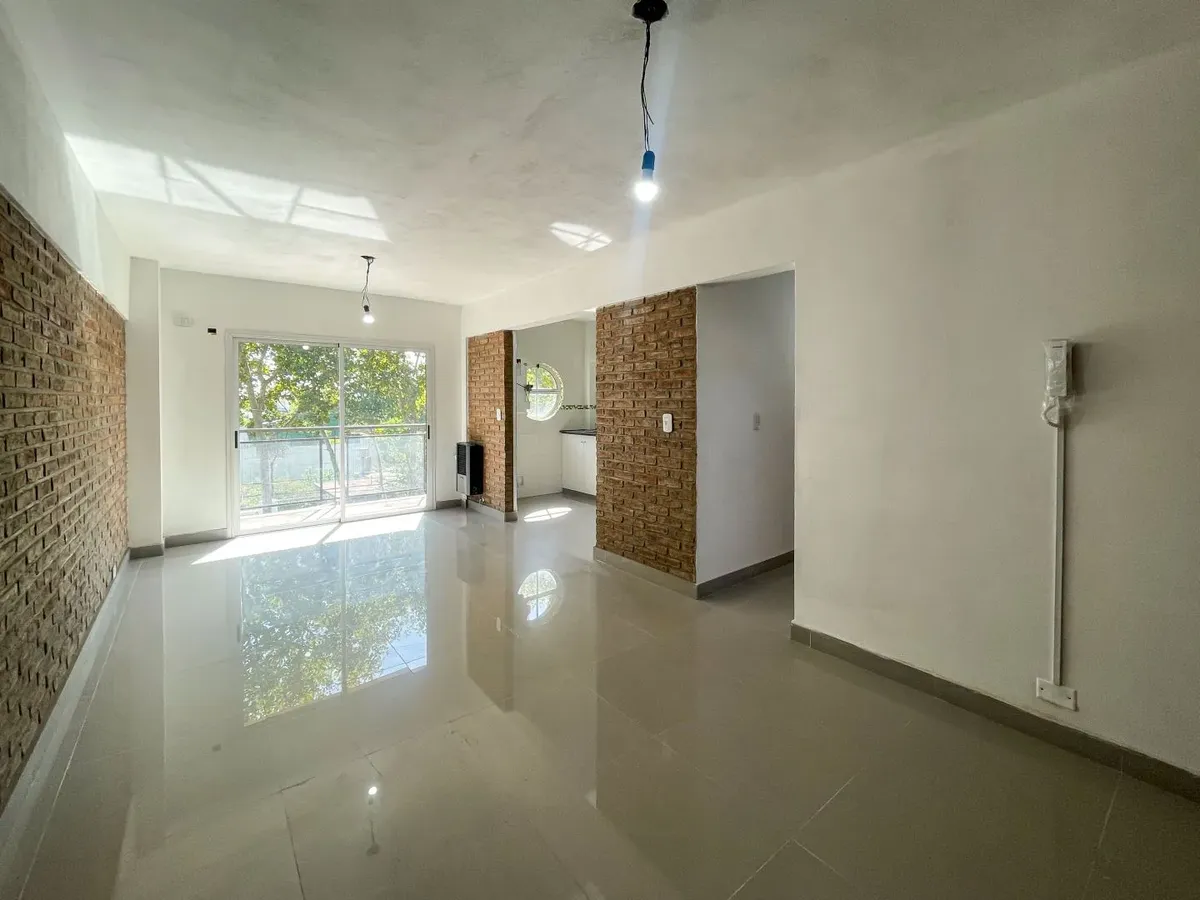 Departamento En Alquiler En Florencio Varela