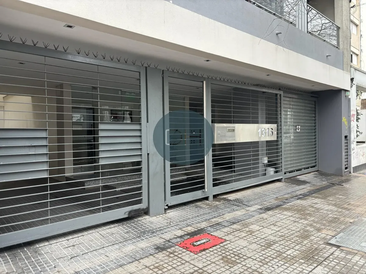 1 bedroom, balcony to rear