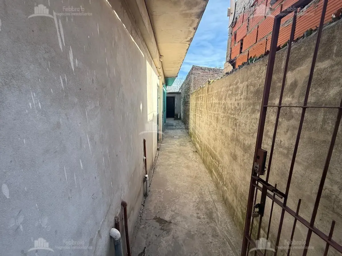 1 bedroom, shared patio