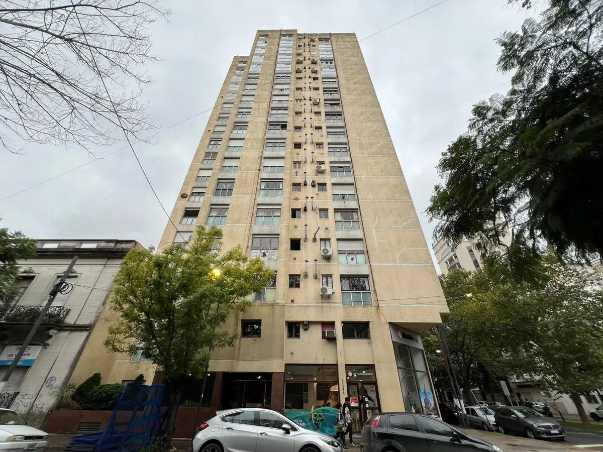 Departamento En Alquiler En Calle 5 Entre 51 Y 53