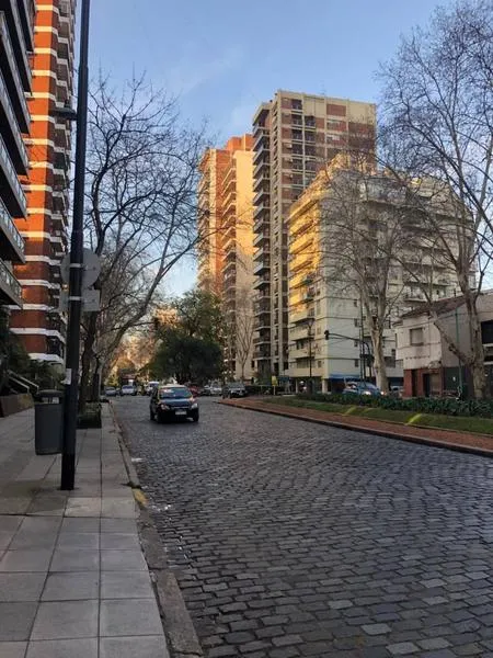 2 ambientes con balcón y cochera