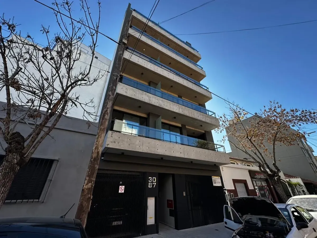 Alquiler | Departamento 2 Ambientes Con Balcón Y Parrilla | Saavedra