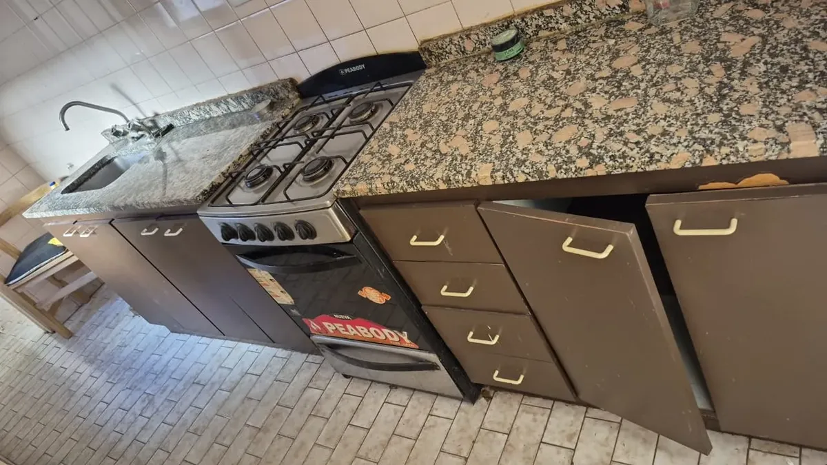 Semipiso Al Frentes 3 Ambientes Con Dependencia De Servicio 3 Balcones 3 Baños Amplios Placares, Orientacion Norte