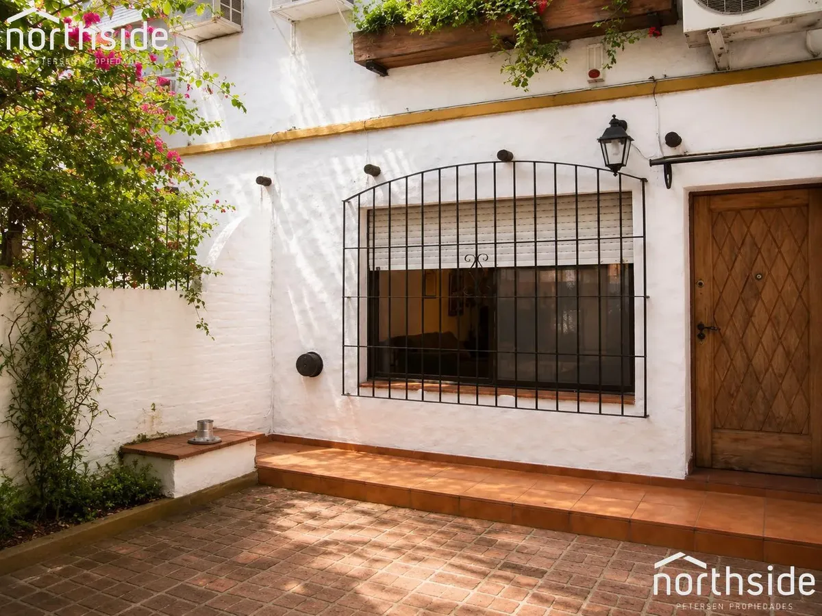 2BR duplex with patio grill