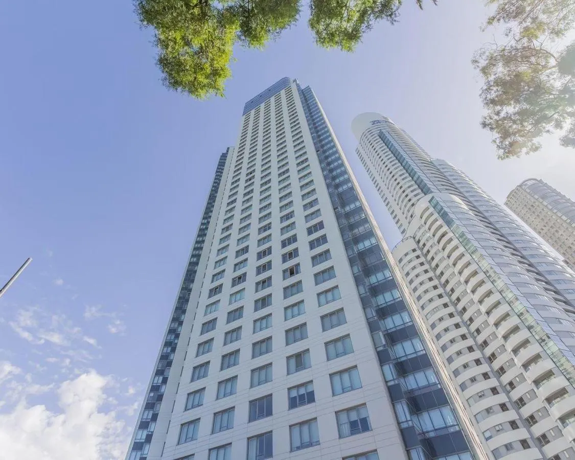 196 m², 2 suites, office