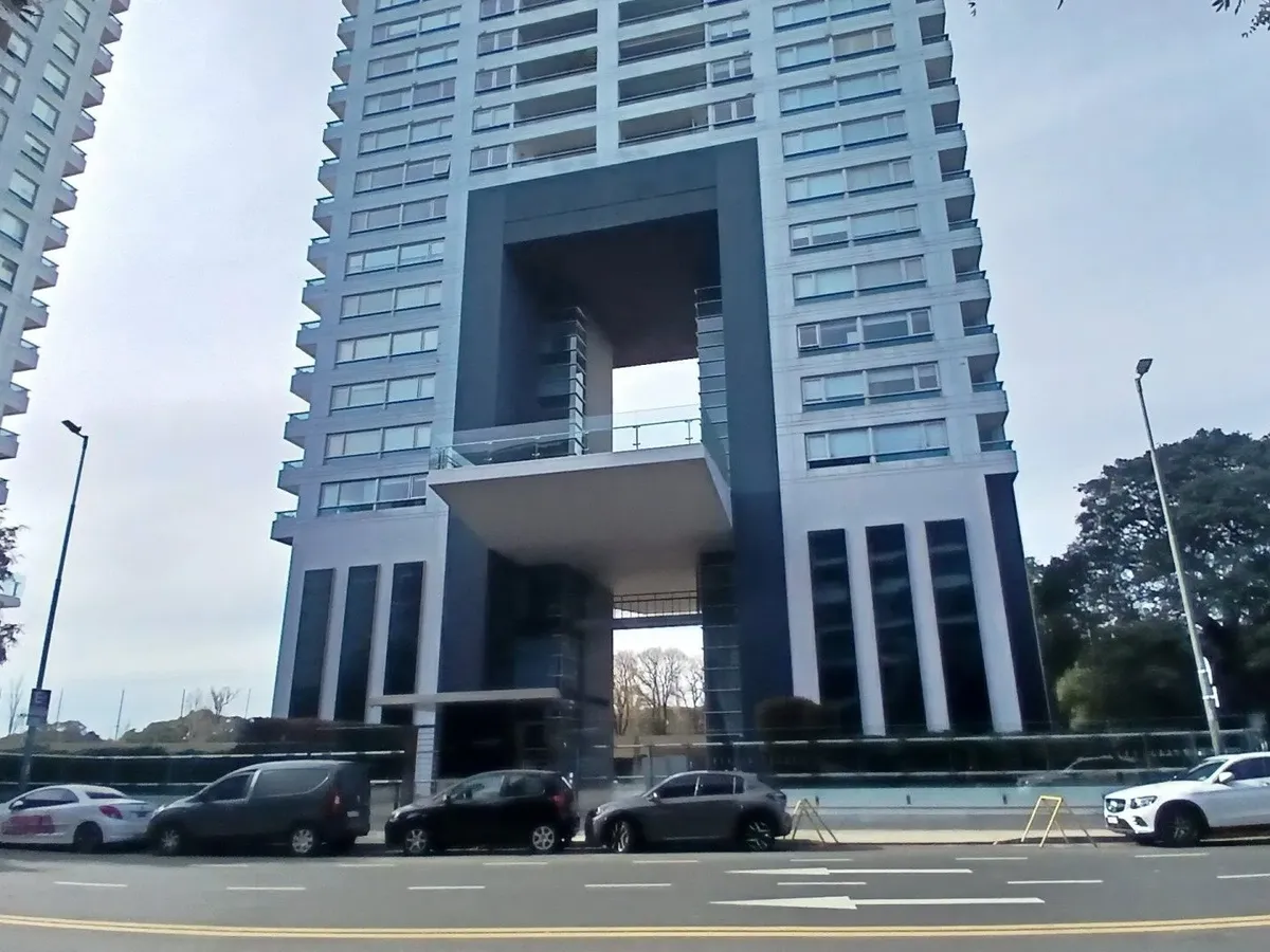 Depto 2 Ambientes En Alquiler Puerto Madero Con Cochera Y Balcon Complejo Torres Del Yacht