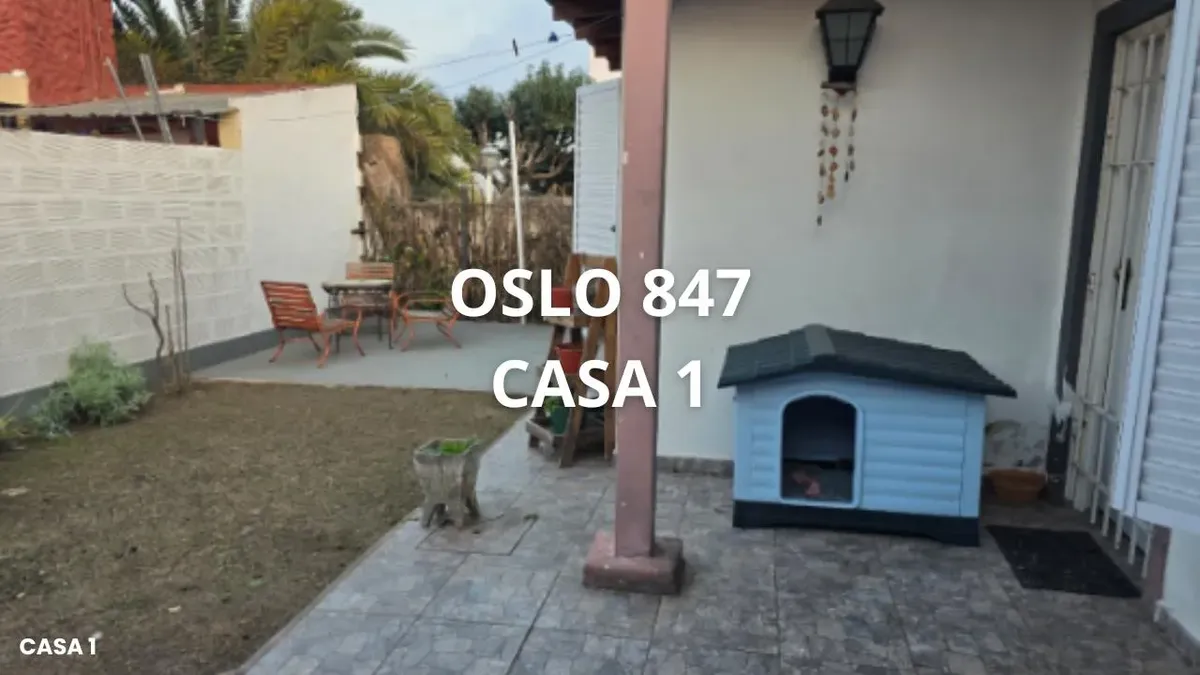 Casa En Lomas De Zamora, Multifamiliar, 2 Casas, Jardin, Quincho, Fondo, Alquiler