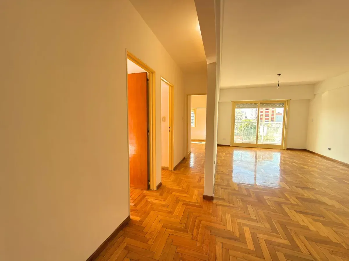 Departamento De 4 Ambientes Con Balcon
