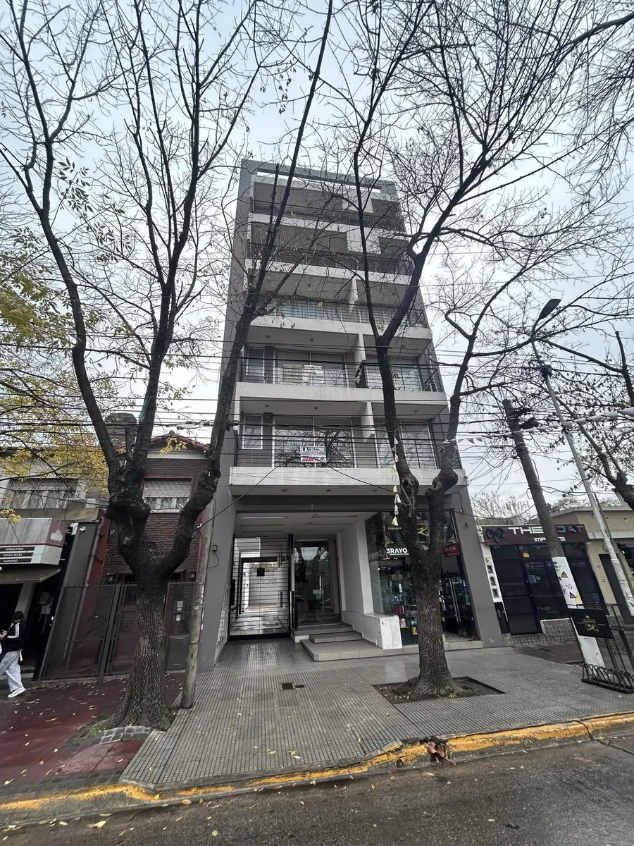 4th-floor with elevator, Merlo Centro