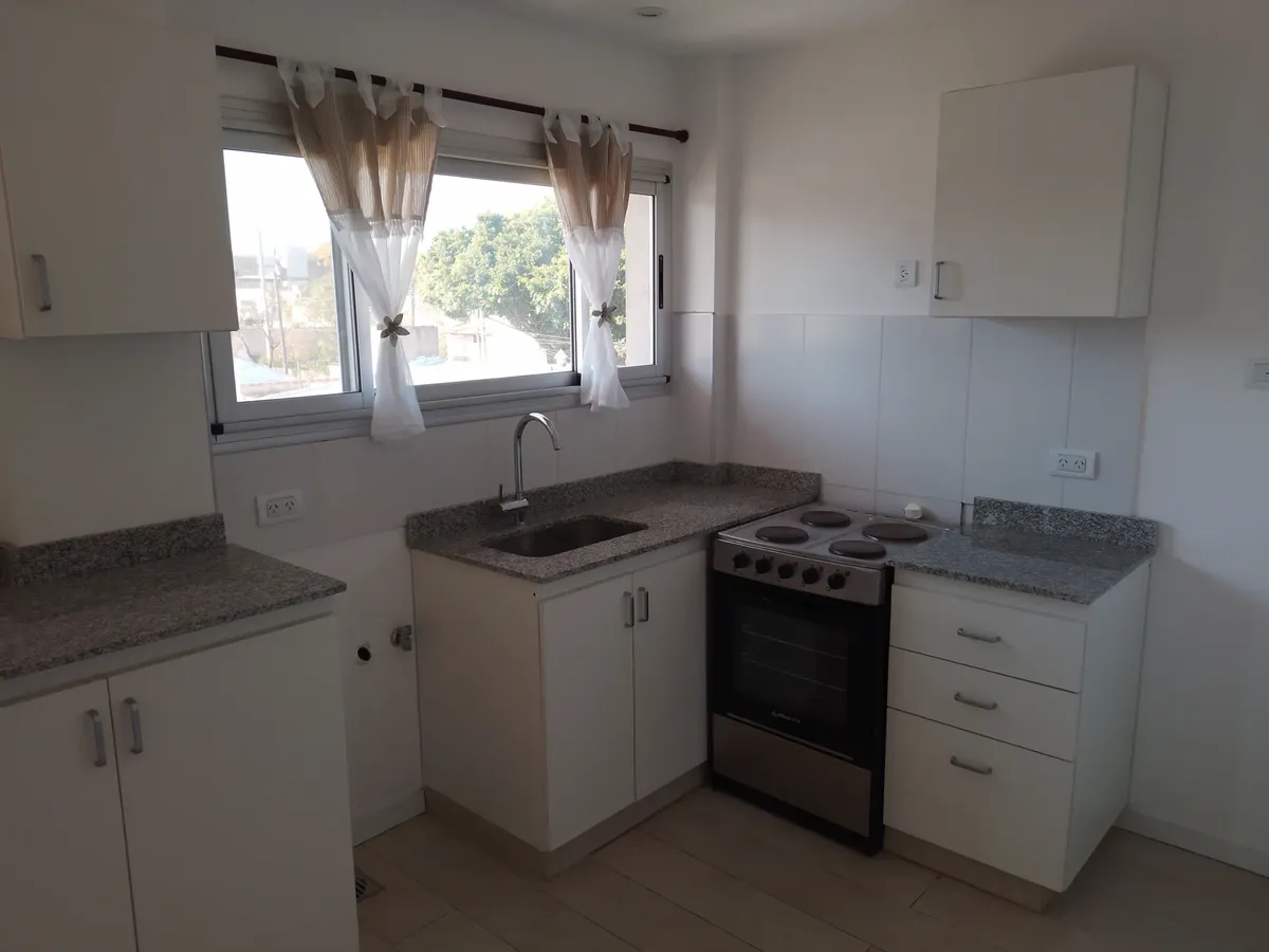 Alquiler Departamento 2 Ambientes En Quilmes