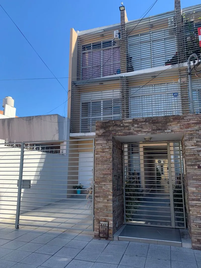 1 bedroom, front balcony