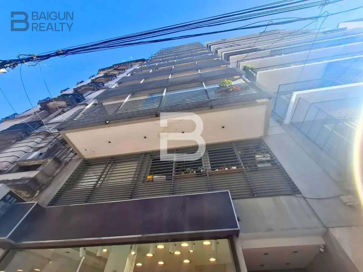Studio with balcony in Recoleta