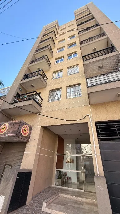 2-room unit with balcony grill