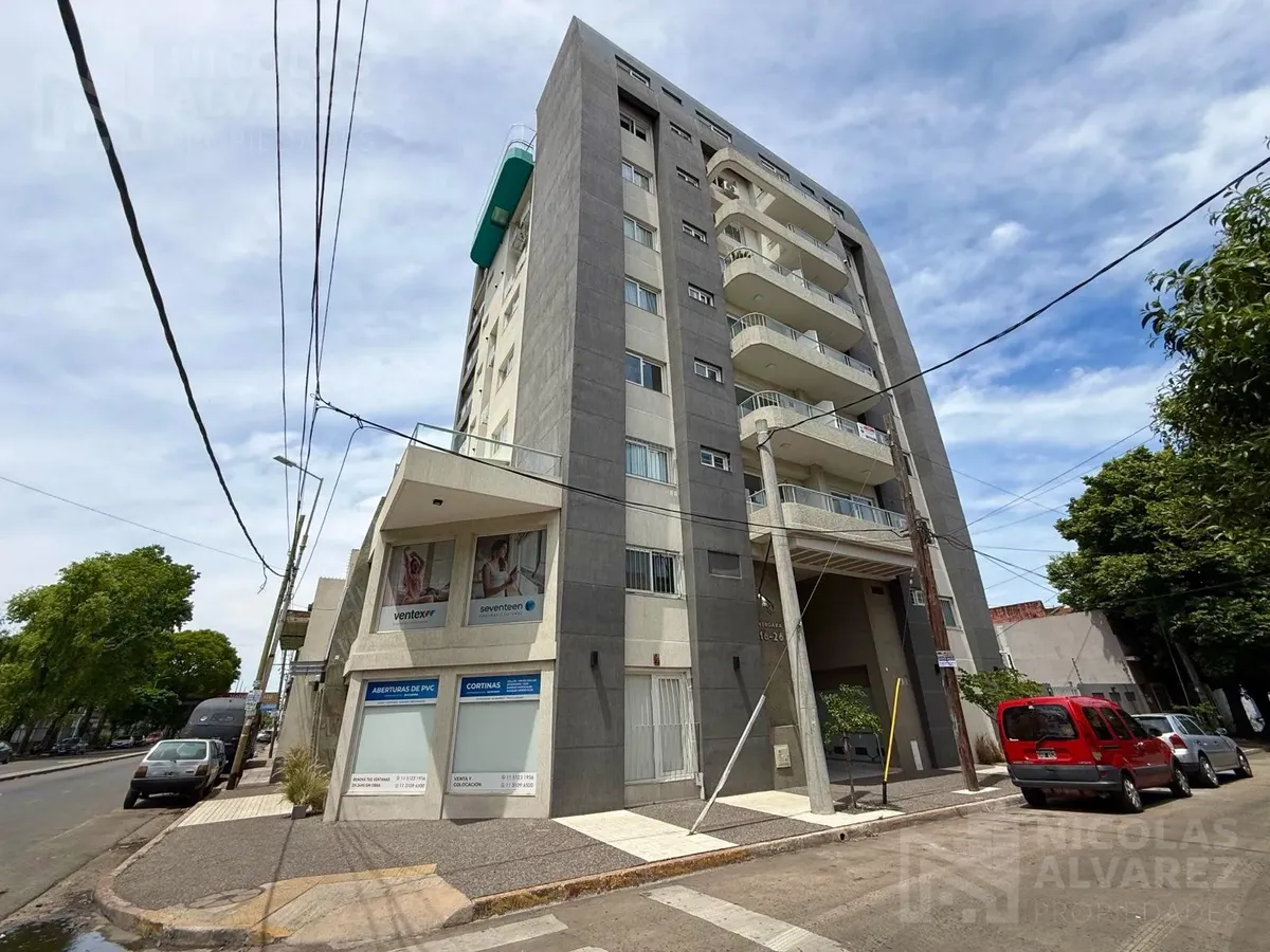 Listing: 1 bedroom, Morón