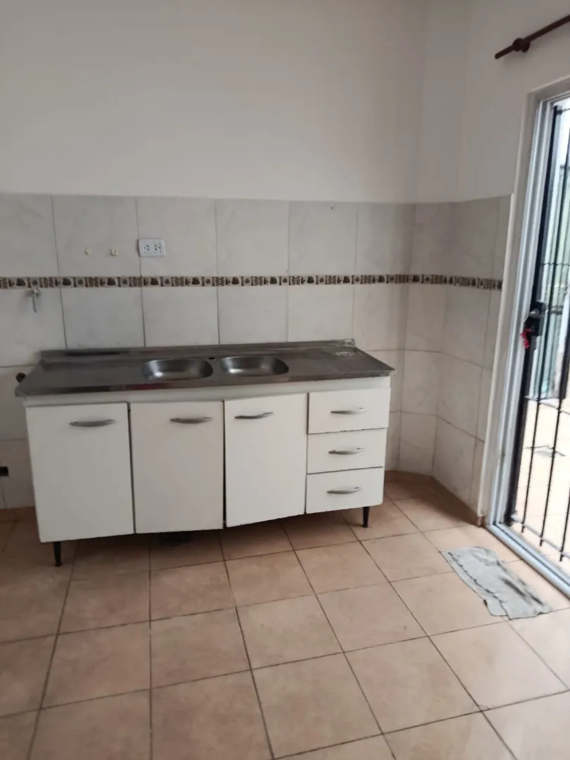 Departamento 2 Ambientes Alquiler Berazategui