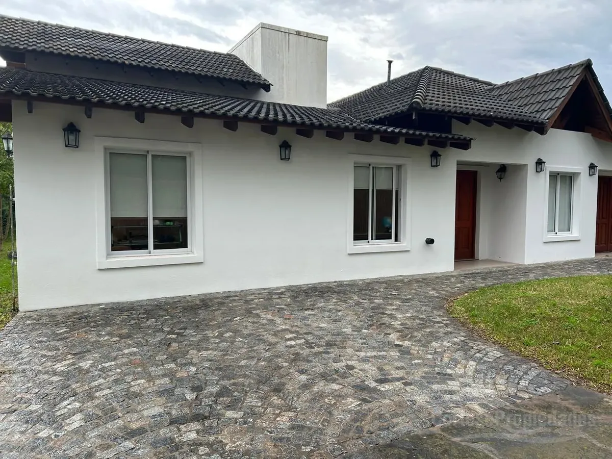 Casa En Fincas De Maschwitz