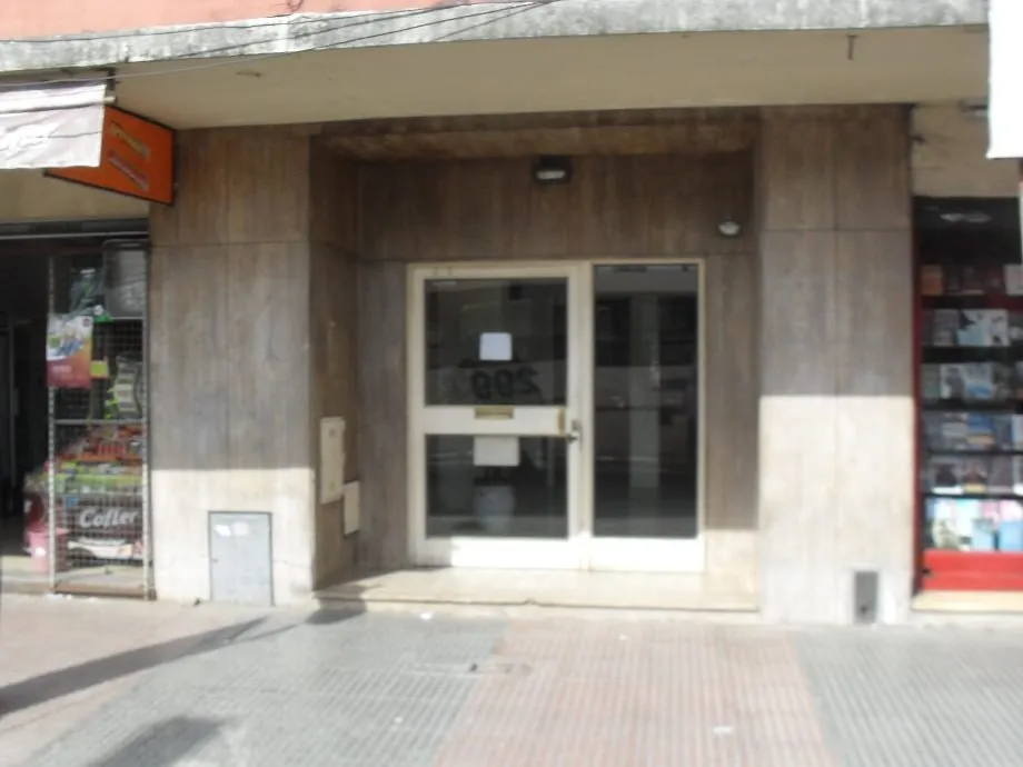 Departamento En Alquiler En Lanus Este