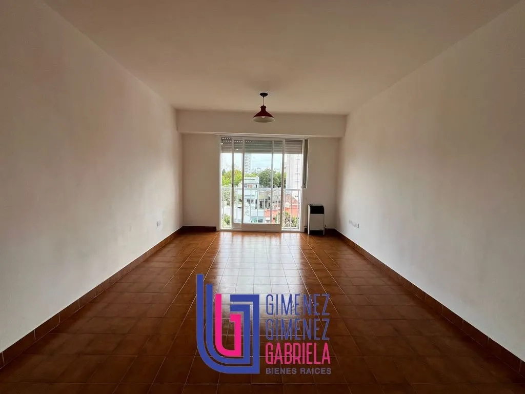 Alquiler De Departamento Monoambiente Calle 5 E/ 63 Y 64