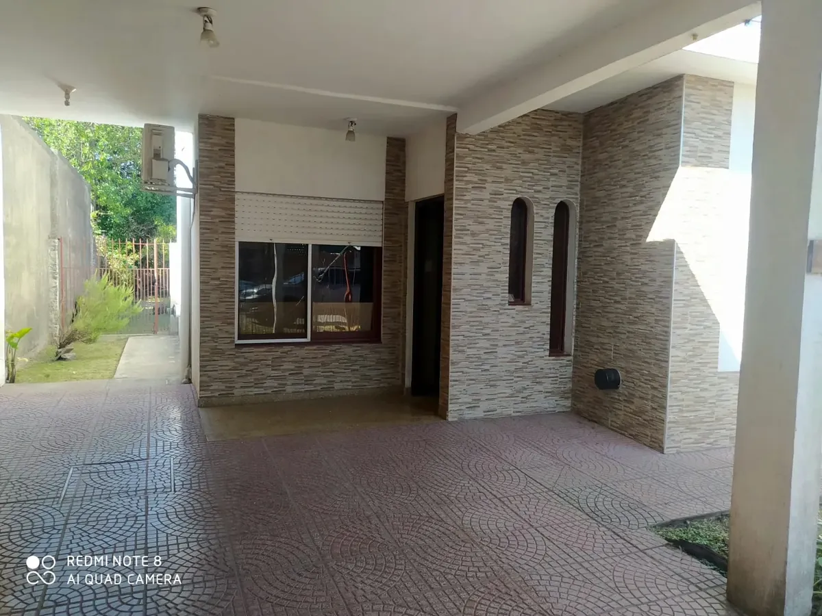 Casa En Alquiler En Berazategui
