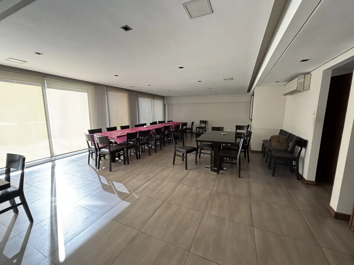 Alquiler - Depto 2 Ambientes Con Cochera - Pileta, Sum, Gimnasio