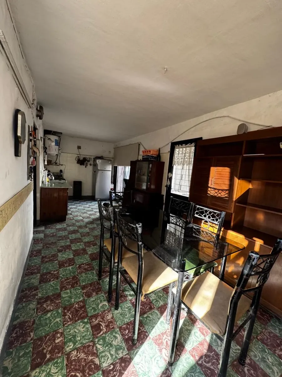 Alquiler. Virreyes. Casa De 3 Dormitorios + Patio Con Parrilla