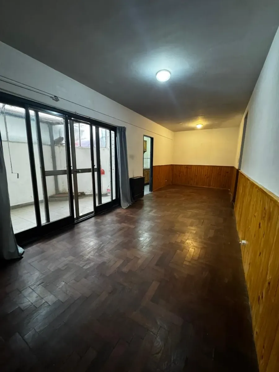Alquiler. Virreyes. Sobre Av. Avellaneda. Departamento En 1er Piso